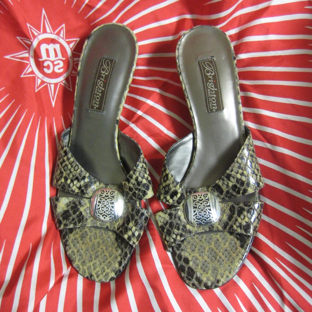 ❤️BRIGHTON Kaye Python Snake Print Leathe Silver Accent Slide Sandals Shoes 8.5